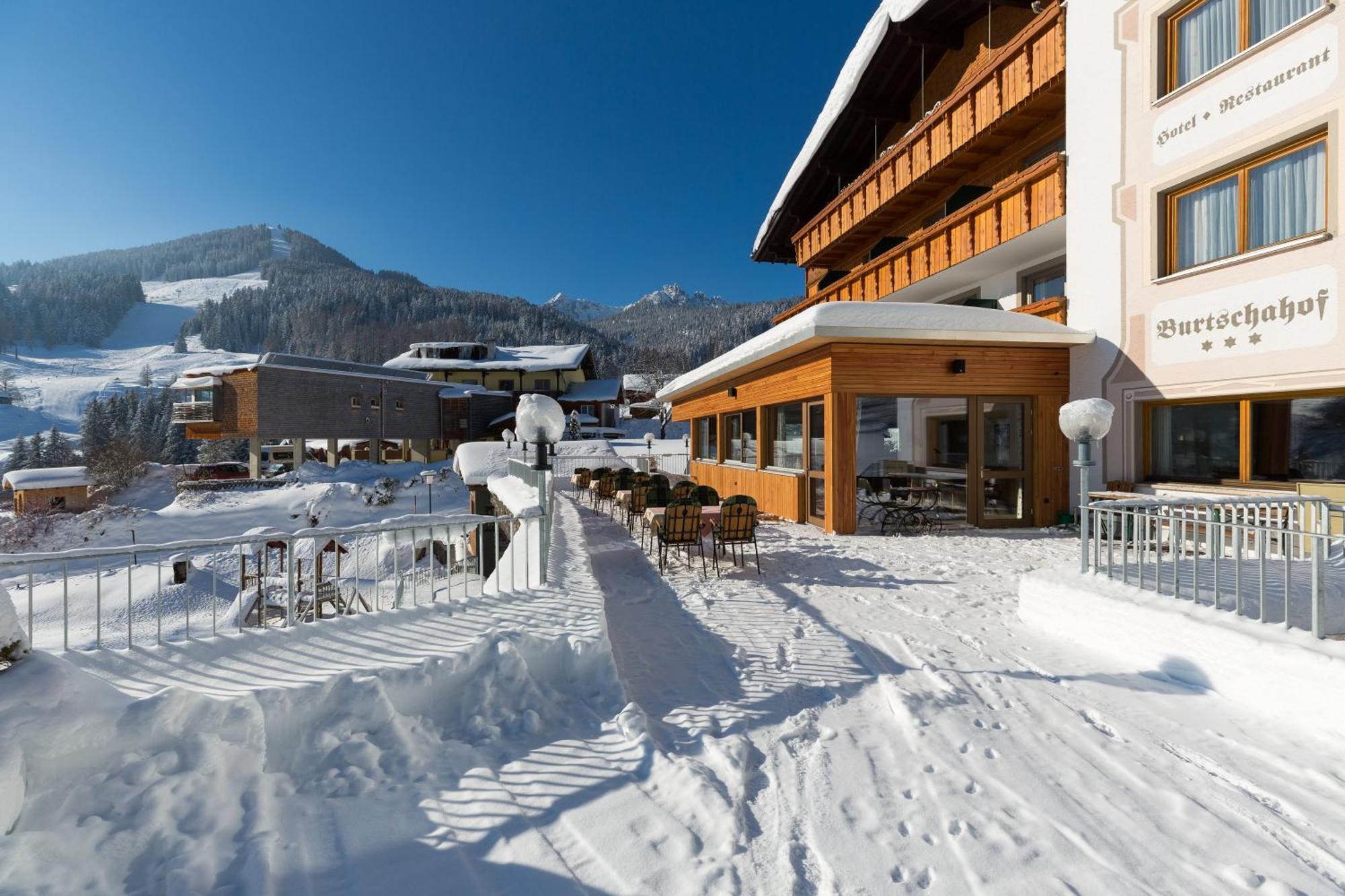 Hotel Burtschahof Buerserberg Exterior photo
